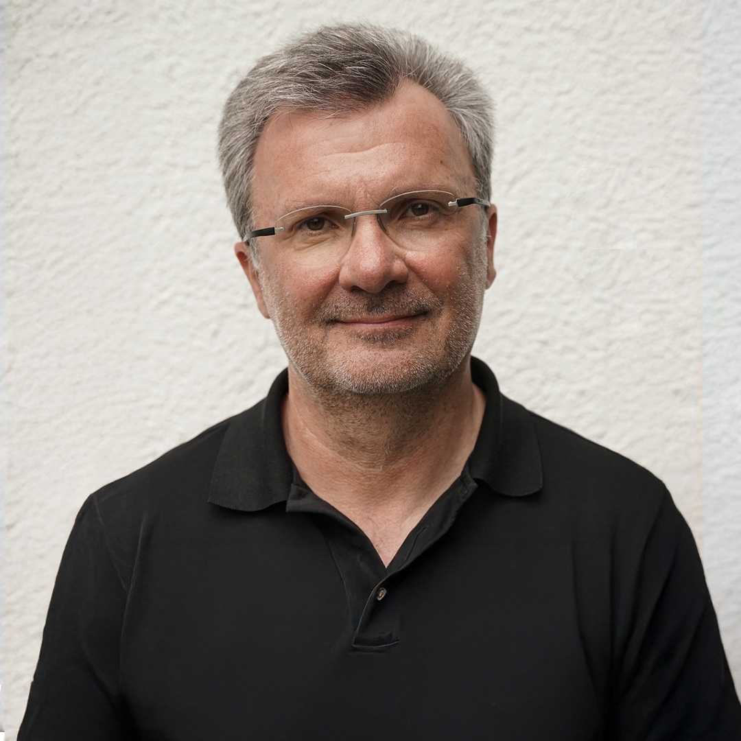 Dr. Pfeifer